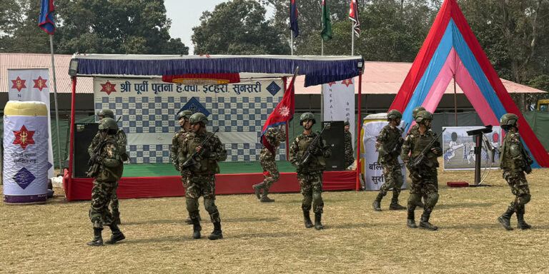 The current image has no alternative text. The file name is: sena.jpg