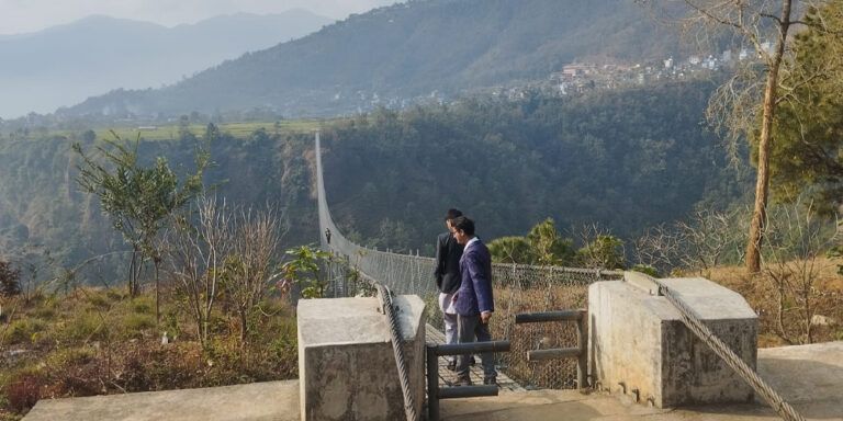 The current image has no alternative text. The file name is: bridge.jpg