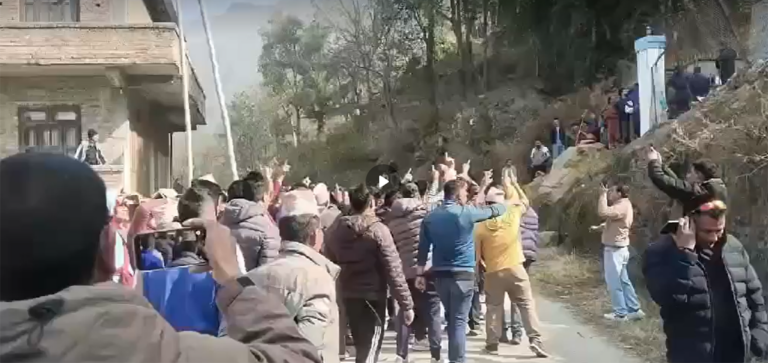 The current image has no alternative text. The file name is: dolakha.png