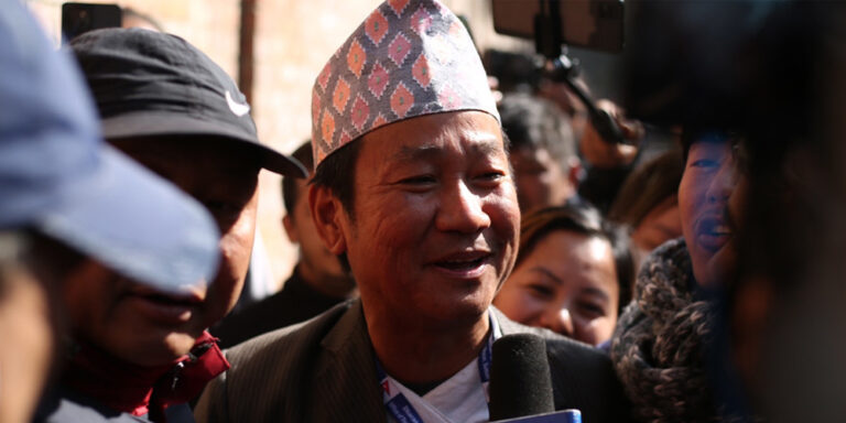 The current image has no alternative text. The file name is: hark-2.jpg