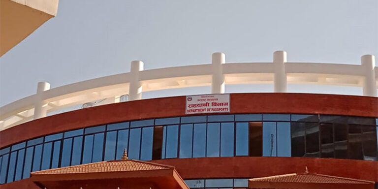 The current image has no alternative text. The file name is: rahadani.jpg