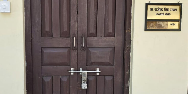 The current image has no alternative text. The file name is: talabandi.jpg