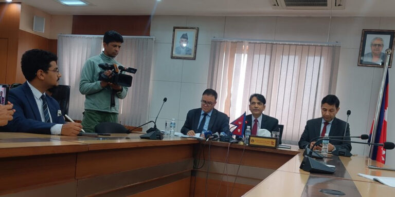 The current image has no alternative text. The file name is: uae-1.jpg