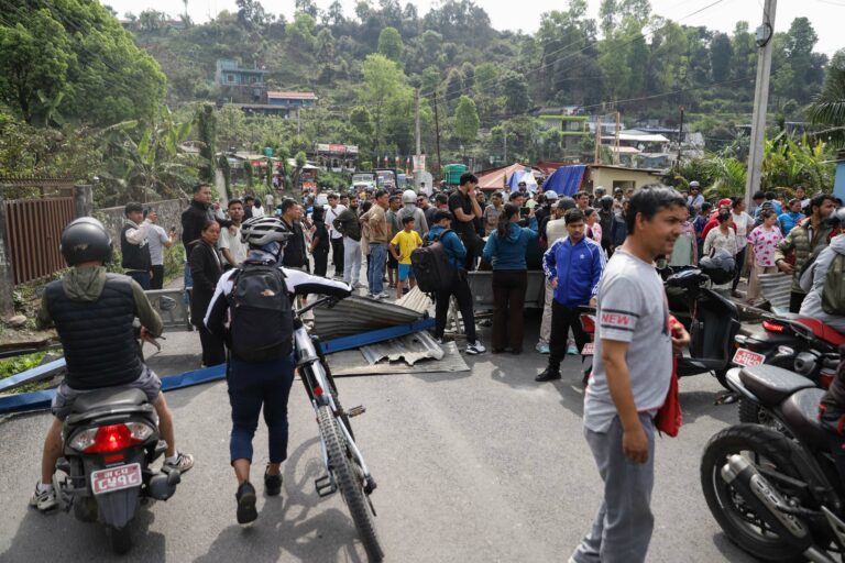 The current image has no alternative text. The file name is: Protest-Againts-Pokhara-mahanagar_Nepal-Photo-Library3.jpg