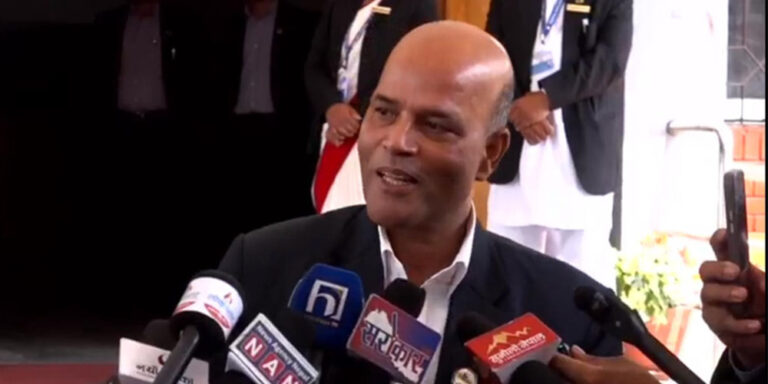 The current image has no alternative text. The file name is: amresh.jpg