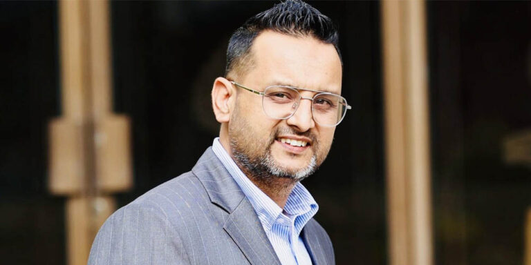 The current image has no alternative text. The file name is: asim-shaha.jpg