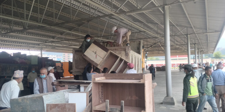 The current image has no alternative text. The file name is: krit.jpg