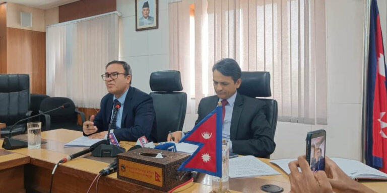 The current image has no alternative text. The file name is: pararast-mantaralaya.jpg