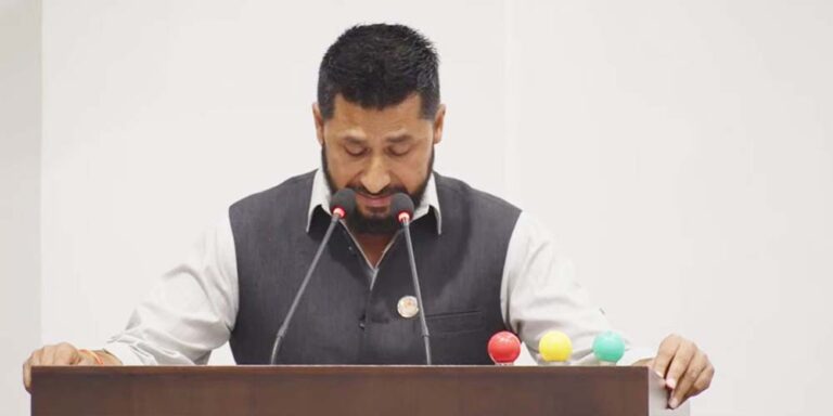 The current image has no alternative text. The file name is: rabi-lamichhane-samsad.jpg