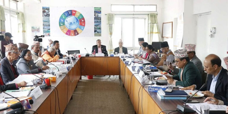 The current image has no alternative text. The file name is: samiti.jpg