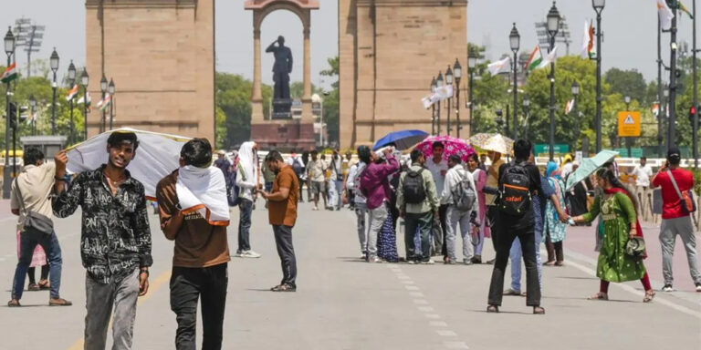 The current image has no alternative text. The file name is: india-3.jpg
