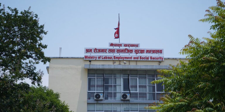 The current image has no alternative text. The file name is: mantralaya.jpg