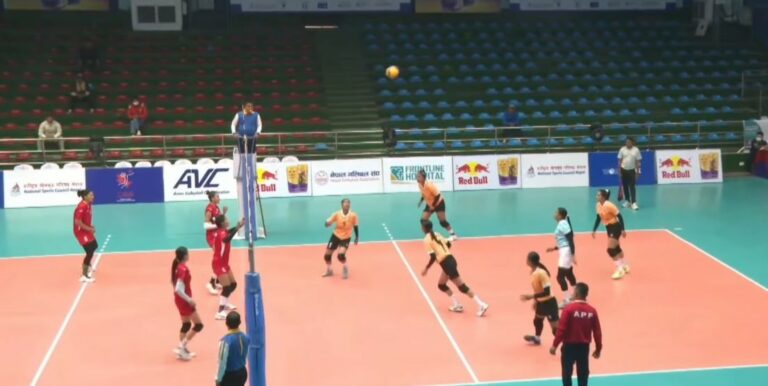 The current image has no alternative text. The file name is: vollyball_sRJXx6pMMk.jpg