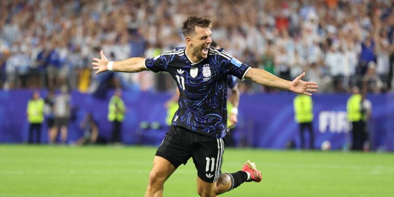 The current image has no alternative text. The file name is: aregentina.jpg