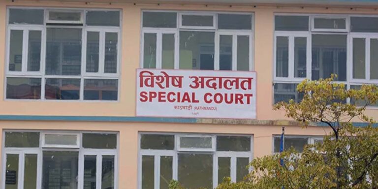 The current image has no alternative text. The file name is: bises-adalat.jpg