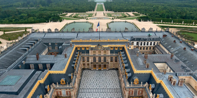 The current image has no alternative text. The file name is: france-1.jpg