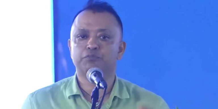 The current image has no alternative text. The file name is: gagan-.jpg