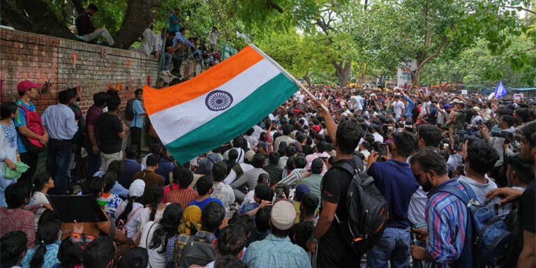 The current image has no alternative text. The file name is: india.jpg