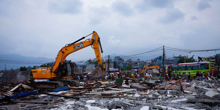 The current image has no alternative text. The file name is: pokhara-1.jpg