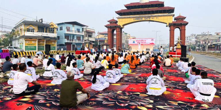 The current image has no alternative text. The file name is: yoga.jpg