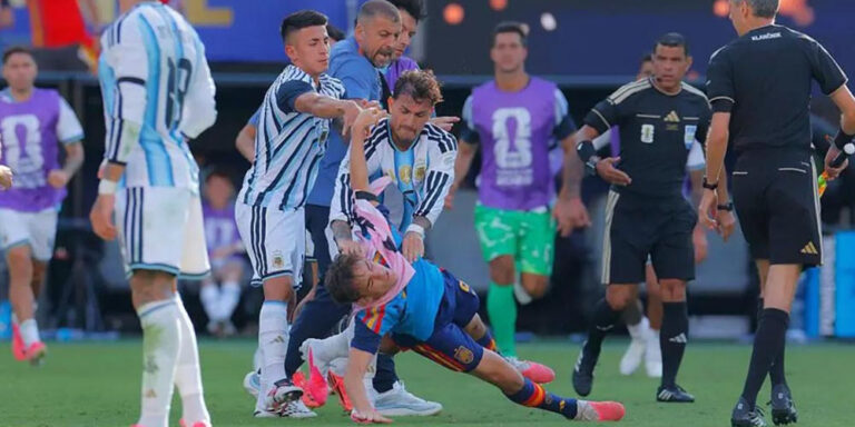 The current image has no alternative text. The file name is: argentina-2.jpg
