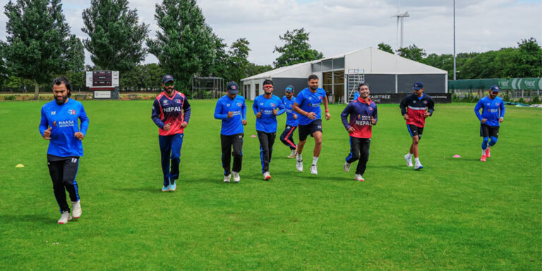 The current image has no alternative text. The file name is: cricket.jpg