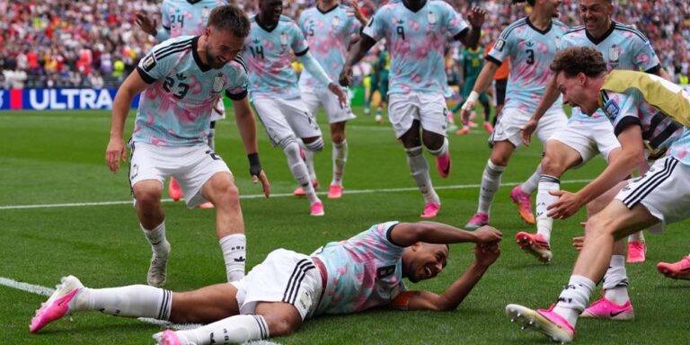 The current image has no alternative text. The file name is: fifa.jpg