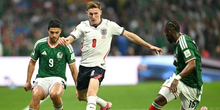 The current image has no alternative text. The file name is: football-1.jpg