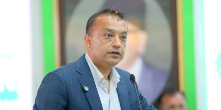 The current image has no alternative text. The file name is: gagan.jpg