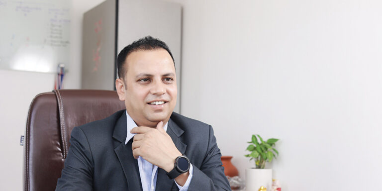 The current image has no alternative text. The file name is: manish-jha.jpg