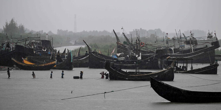 The current image has no alternative text. The file name is: rohingya.jpg
