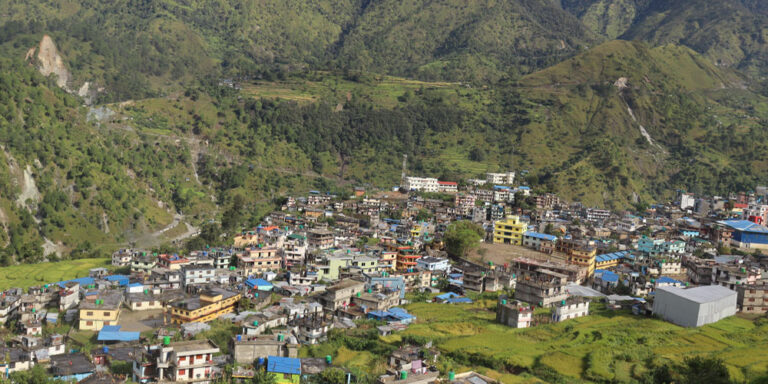 The current image has no alternative text. The file name is: bajura.jpg