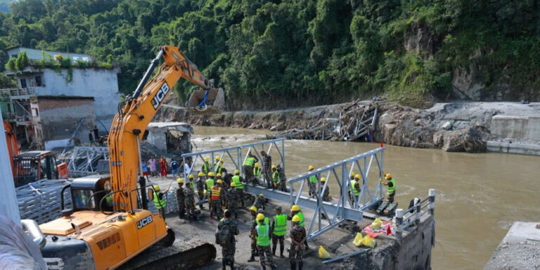 The current image has no alternative text. The file name is: bridge.jpg