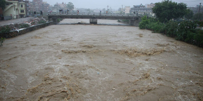 The current image has no alternative text. The file name is: hanumante-khola.jpg