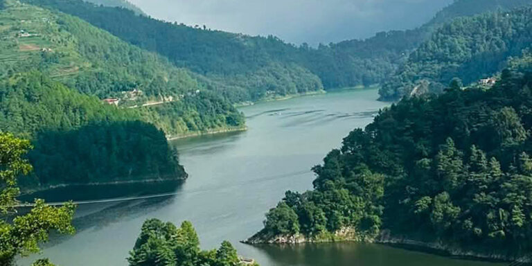 The current image has no alternative text. The file name is: kulekhanai.jpg