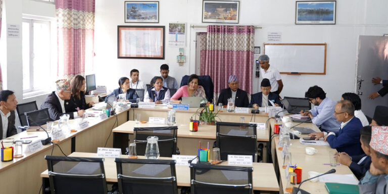 The current image has no alternative text. The file name is: samiti.jpg
