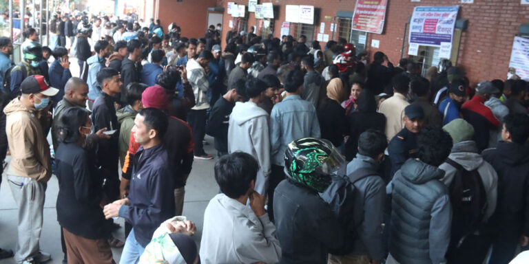 The current image has no alternative text. The file name is: bus-park.jpg