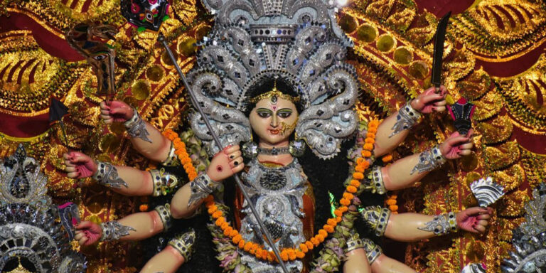 The current image has no alternative text. The file name is: devi.jpg