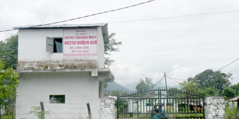 The current image has no alternative text. The file name is: kaski-karagar.jpg