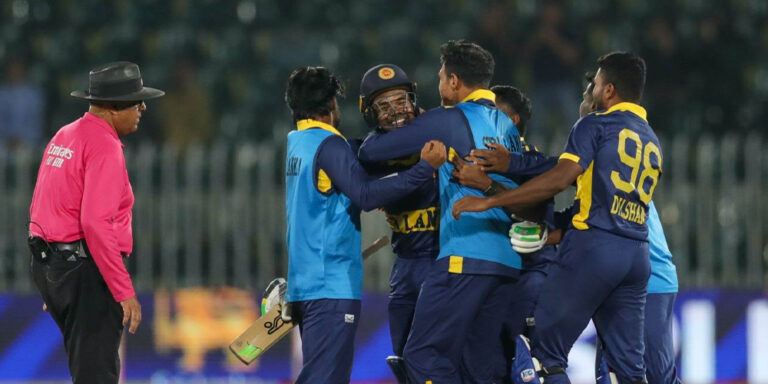 The current image has no alternative text. The file name is: shirelanka.jpg